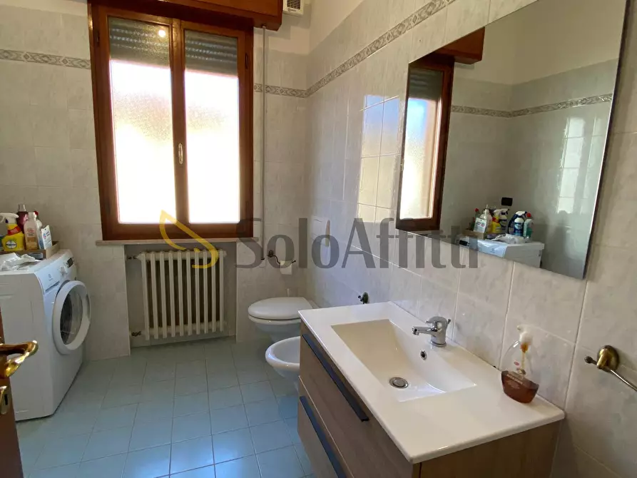 Immagine 15 di Quadrilocale in affitto  in Via Friburgo 7 a Rimini