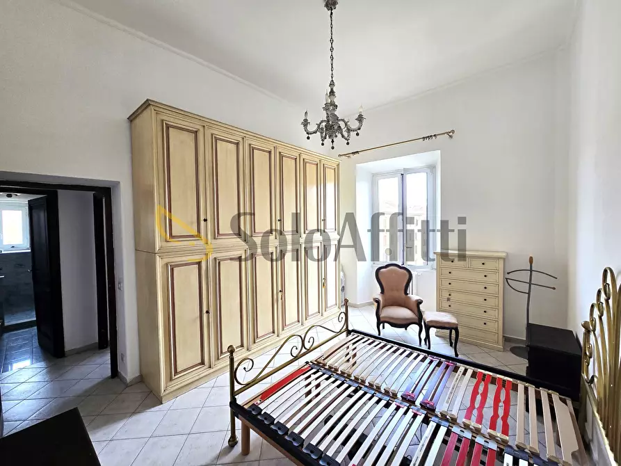 Immagine 14 di Trilocale in affitto  in Piazza di Santa Croce in Gerusalemme 1 a Roma