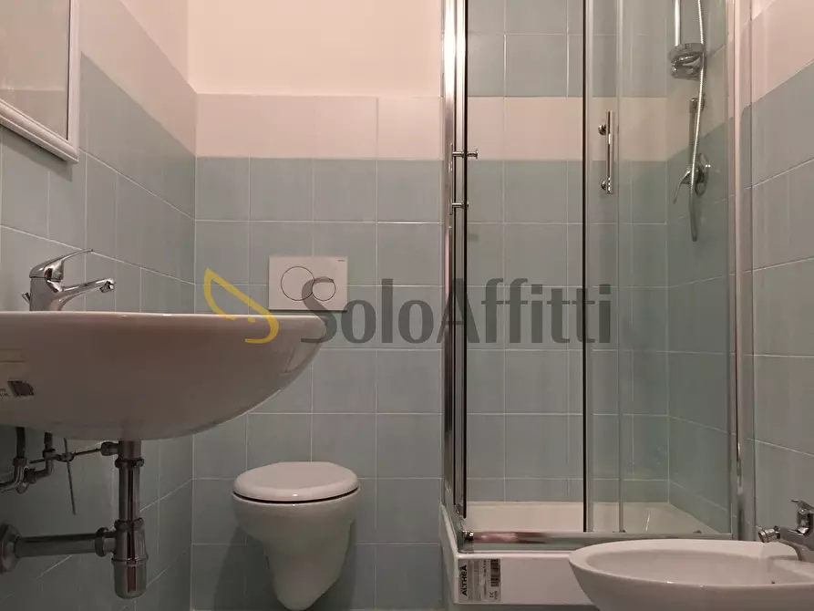 Immagine 5 di Stanza singola in affitto  a Cagliari