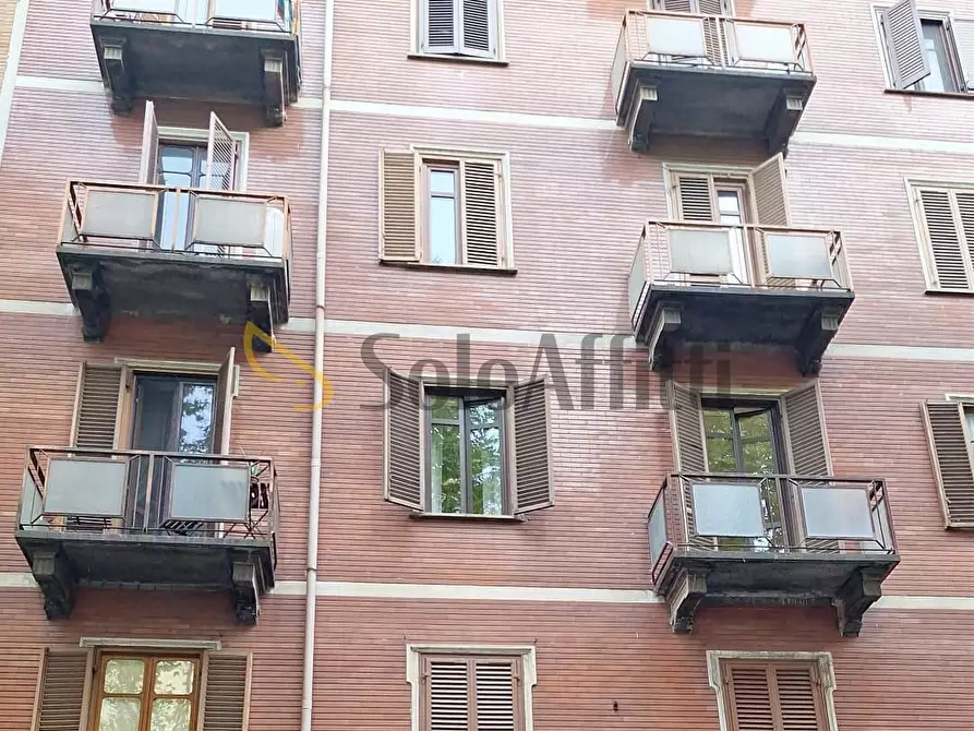 Immagine 1 di Quadrilocale in affitto  in Corso Carlo e Nello Rosselli 81 a Torino