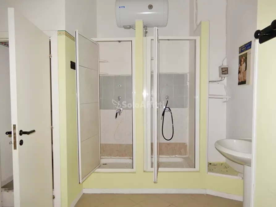 Immagine 3 di Magazzino in affitto  a Catanzaro