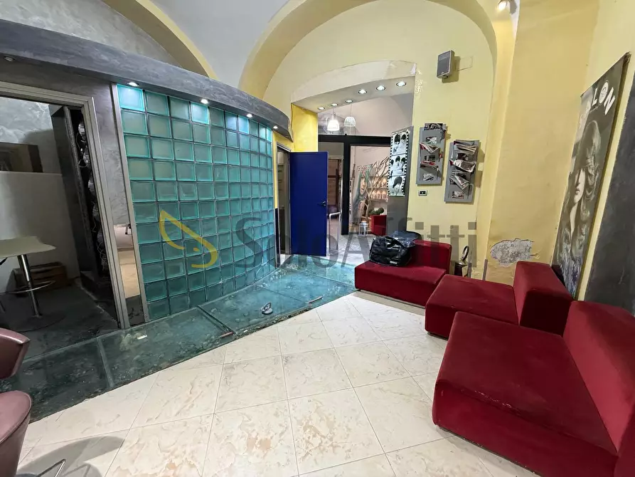 Immagine 16 di Locale commerciale in affitto  in Via XX Settembre 13 a San Nicola La Strada
