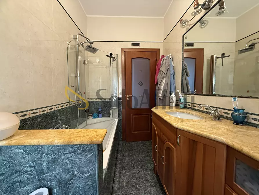 Immagine 14 di Quadrilocale in affitto  a Catanzaro