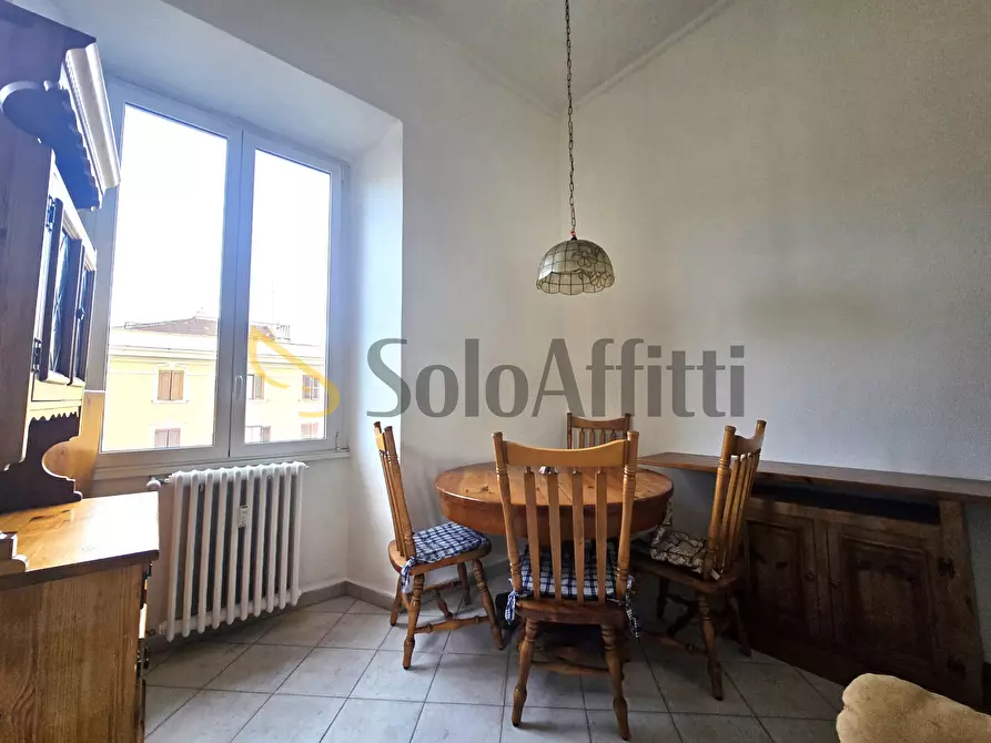 Immagine 16 di Trilocale in affitto  in Piazza di Santa Croce in Gerusalemme 1 a Roma