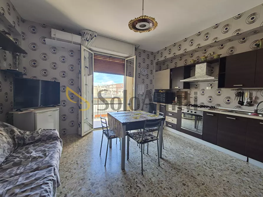 Immagine 1 di Trilocale in affitto  a Catanzaro