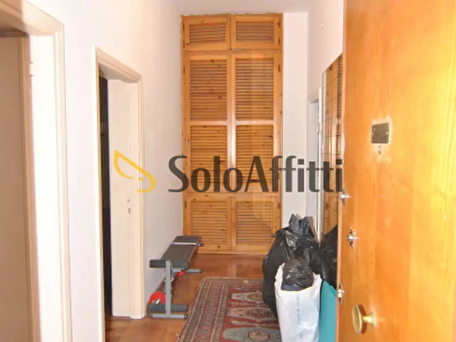 Immagine 2 di Trilocale in affitto  in PIAZZA DEL MUNICIPIO 1 a Livorno