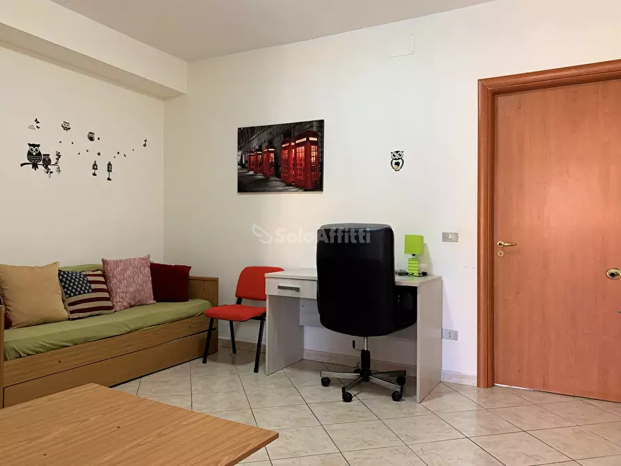 Immagine 4 di Trilocale in affitto  a Catanzaro