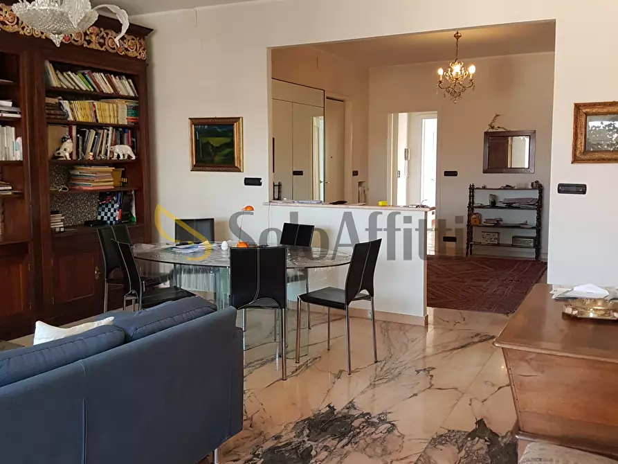 Immagine 1 di Pentalocale in affitto  in Via enrico Cialdini a Torino