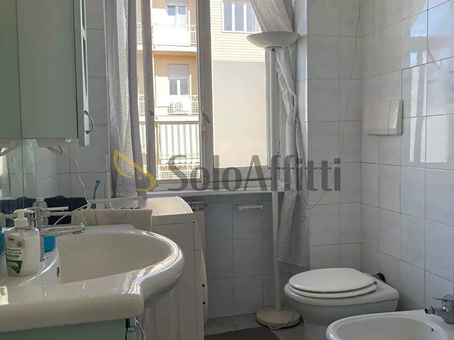 Immagine 7 di Trilocale in affitto  a Torino