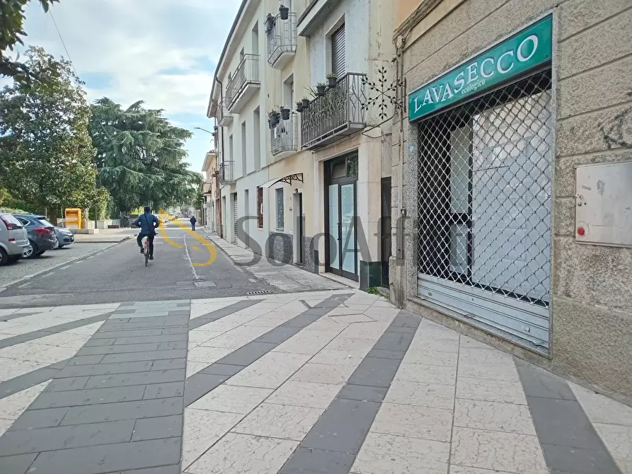 Immagine 14 di Locale commerciale in affitto  in Via Giovanni Giussani 2 a Nova Milanese