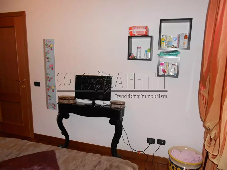 Immagine 9 di Bilocale in affitto  in Via Baldassarre Peruzzi a Fiumicino