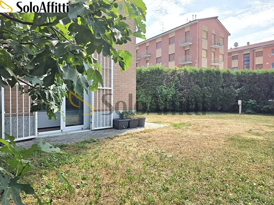 Immagine 15 di Bilocale in affitto  in Via Marzabotto 14 a Paderno Dugnano