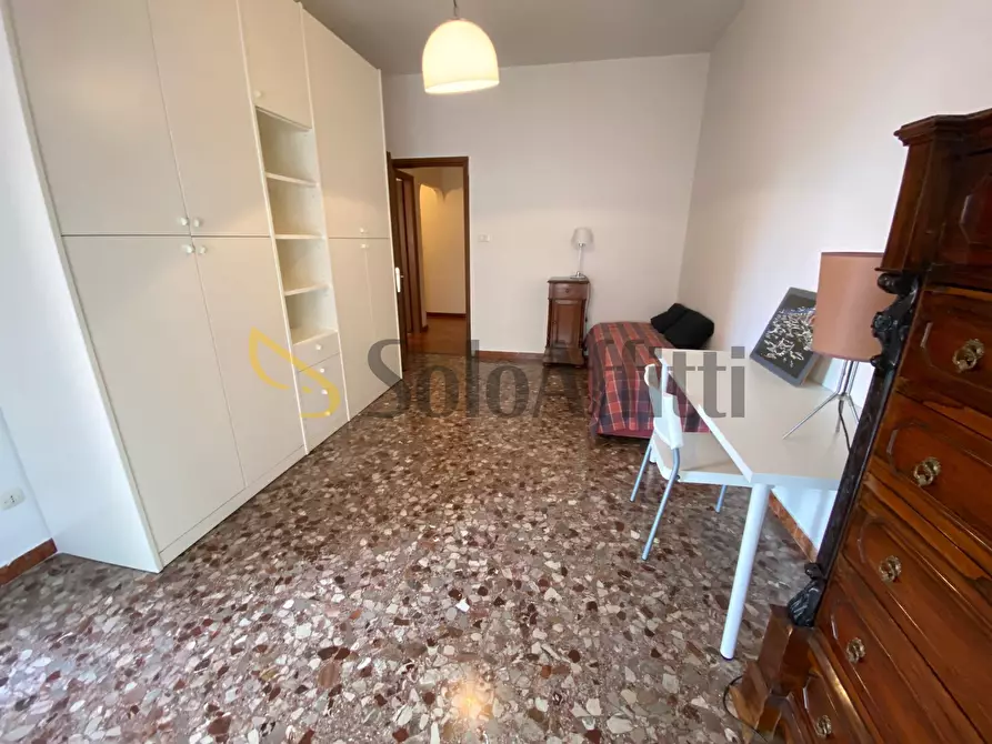 Immagine 14 di Stanza singola in affitto  in Via Ferrarecce 57 a Caserta
