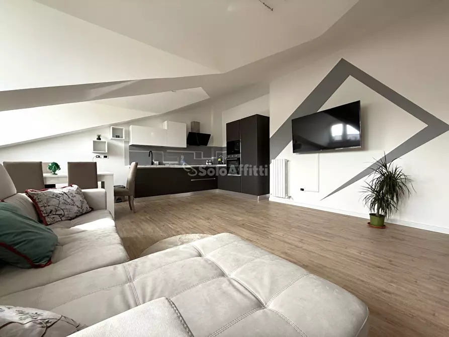 Immagine 2 di Attico in affitto  in Via carlopisacane 22 a Catanzaro