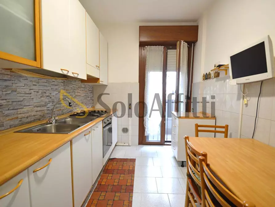 Immagine 10 di Trilocale in affitto  in Via Marche 53 a Pieve Emanuele