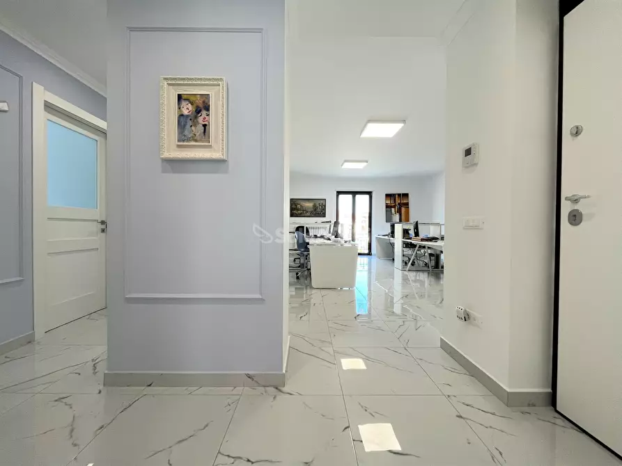 Immagine 1 di Ufficio in affitto  a Catanzaro