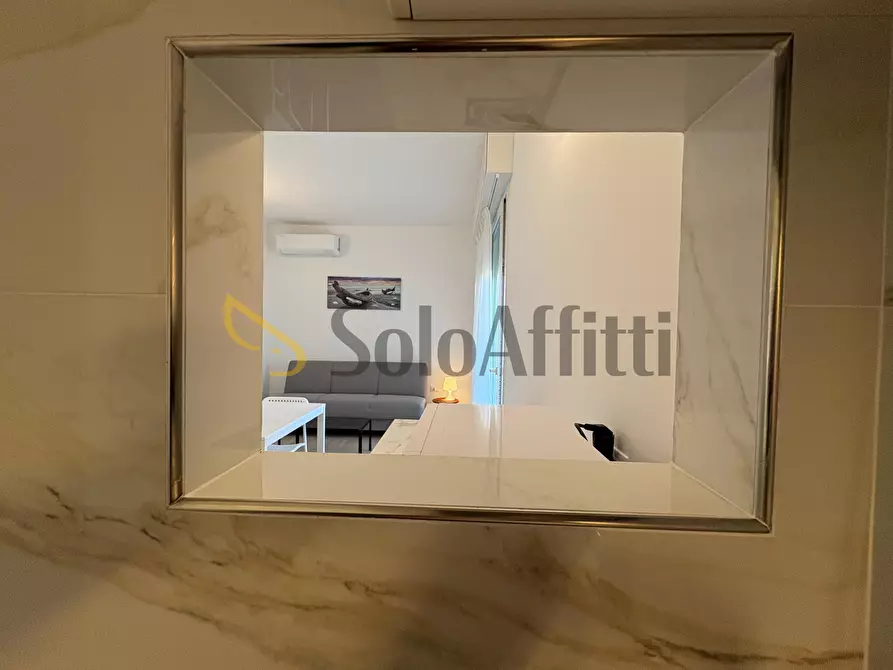 Immagine 8 di Bilocale in affitto  in Viale Amerigo Vespucci 135D a Rimini