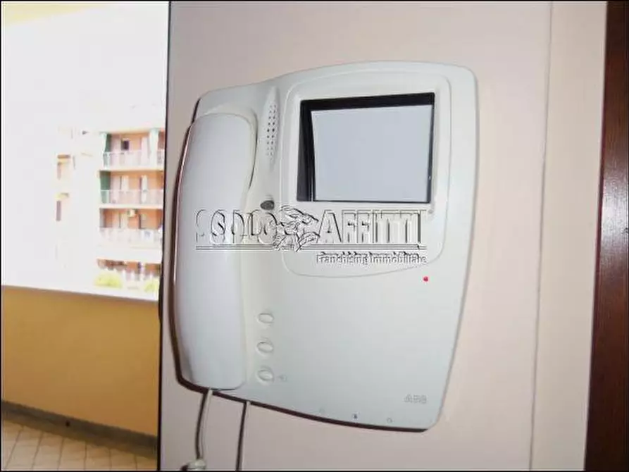 Immagine 18 di Bilocale in affitto  in via Brione a Torino
