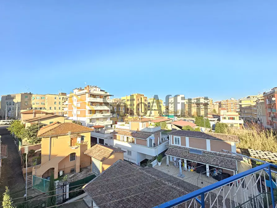 Immagine 25 di Bilocale in affitto  in Via della Bufalotta 15 a Roma