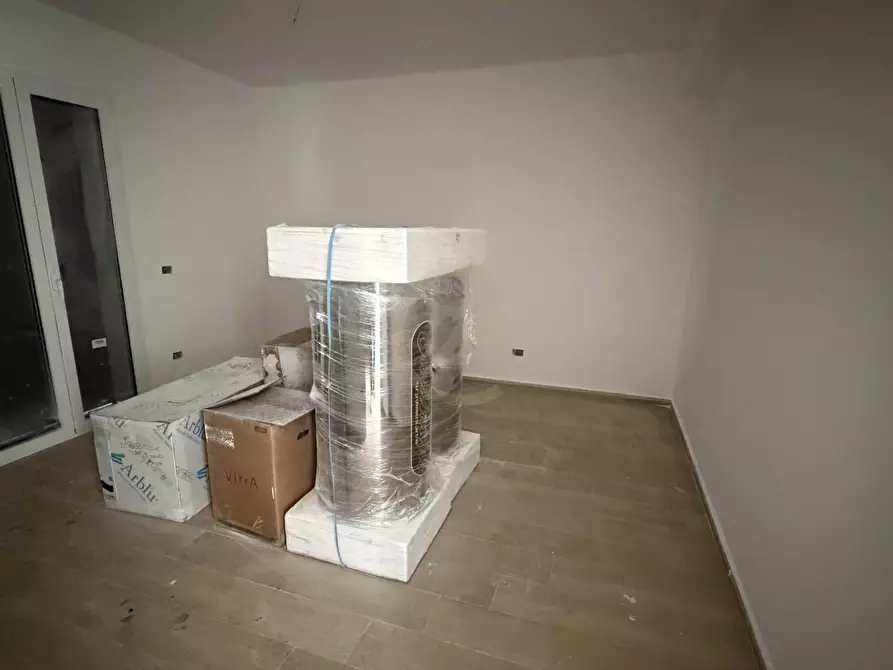 Immagine 12 di Villa in vendita  in Via Messina sn a San Pietro Clarenza