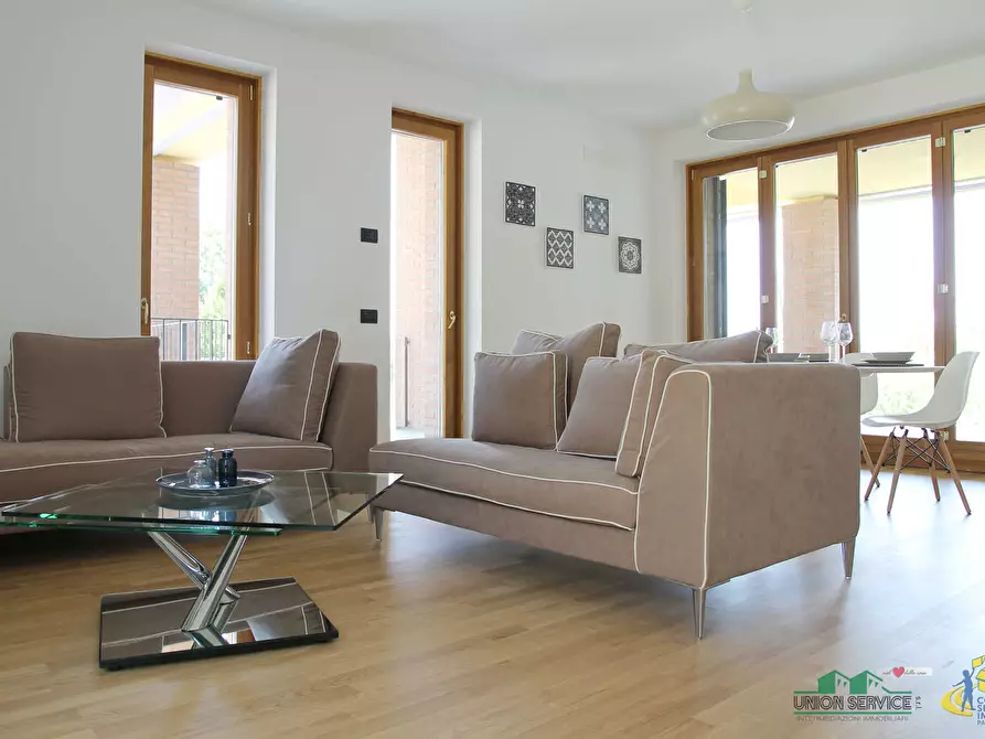 Immagine 26 di Casa bifamiliare in vendita  a Parma