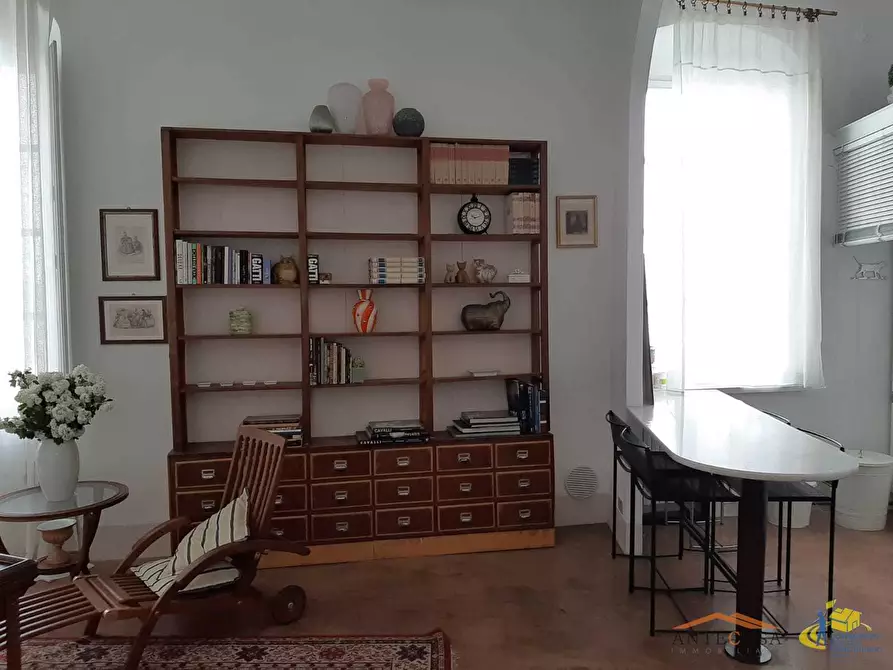 Immagine 11 di Appartamento in vendita  in Strada Luigi Carlo Farini 49 a Parma