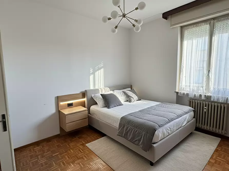 Immagine 18 di Trilocale in vendita  in Strada Luigi Carlo Farini 70 a Parma