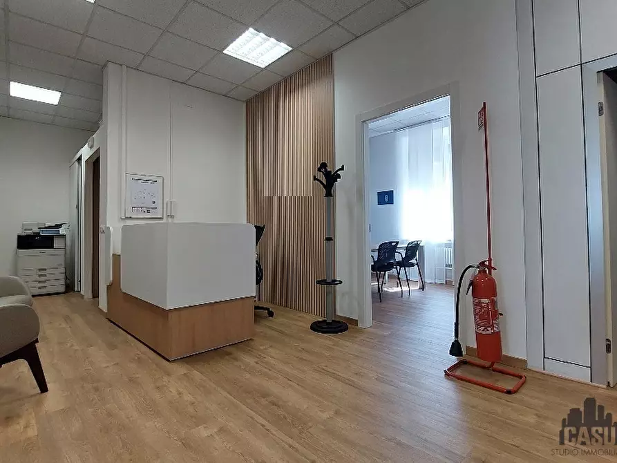 Immagine 2 di Ufficio in vendita  a Parma