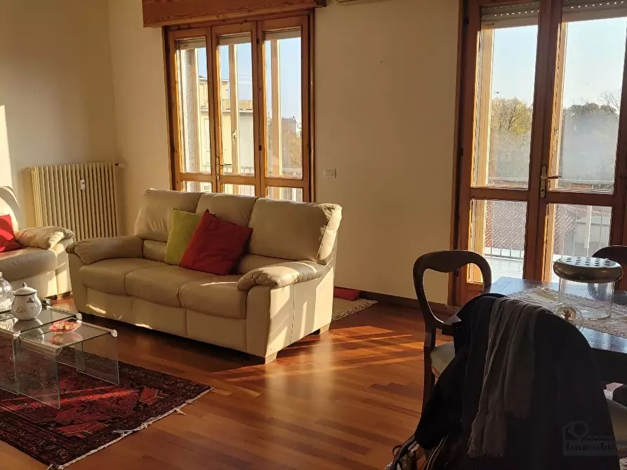 Immagine 9 di Attico in vendita  in Via Pietro Martini 55 a Parma