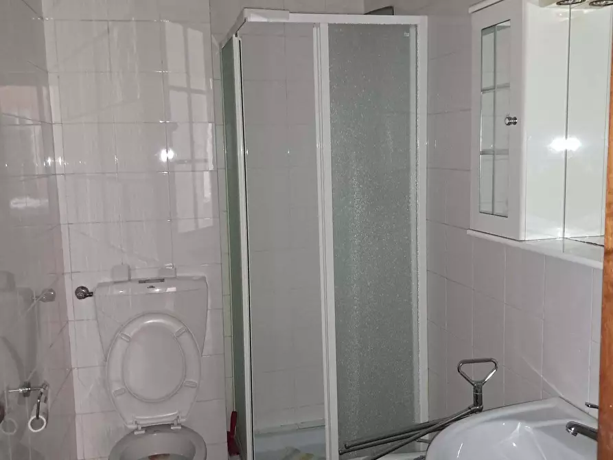 Immagine 17 di Bilocale in vendita  in Via Carlo Goldoni 5 a Parma