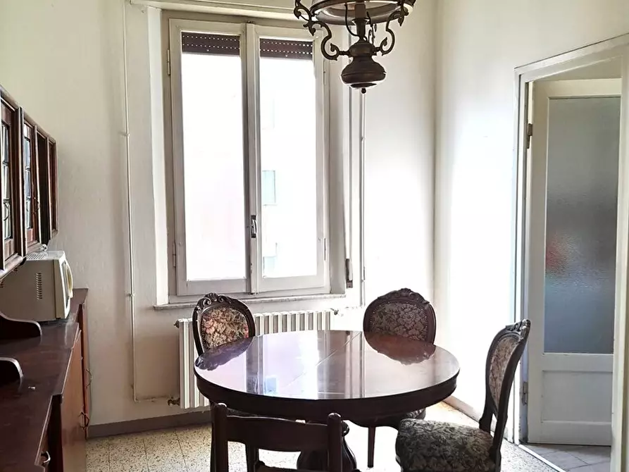 Immagine 15 di Casa bifamiliare in vendita  in Via Volturno 104 a Parma