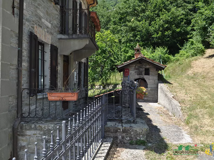 Immagine 14 di Rustico / casale in vendita  in VIA MAESTRI a Valmozzola