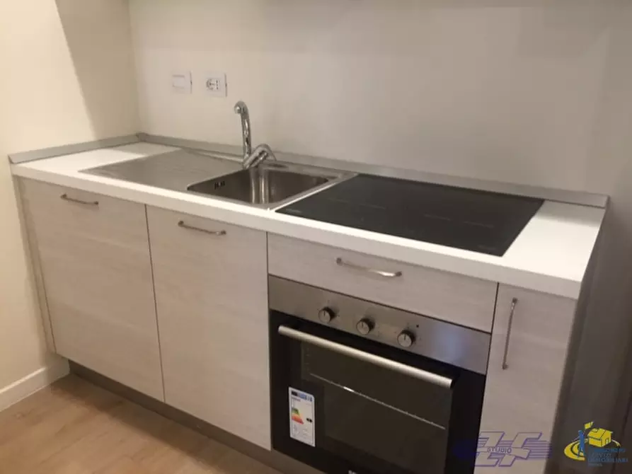 Immagine 9 di Bilocale in affitto  in BORGO REGALE 21 a Parma