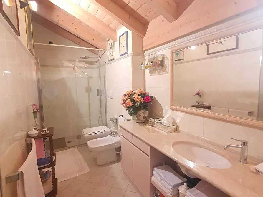 Immagine 36 di Trilocale in vendita  in Via Francesco Cassoli a Reggio Nell'emilia