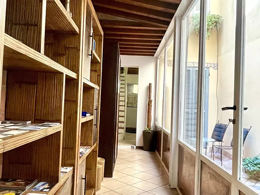 Immagine 15 di Bilocale in vendita  in Strada Massimo D'Azeglio 74 a Parma