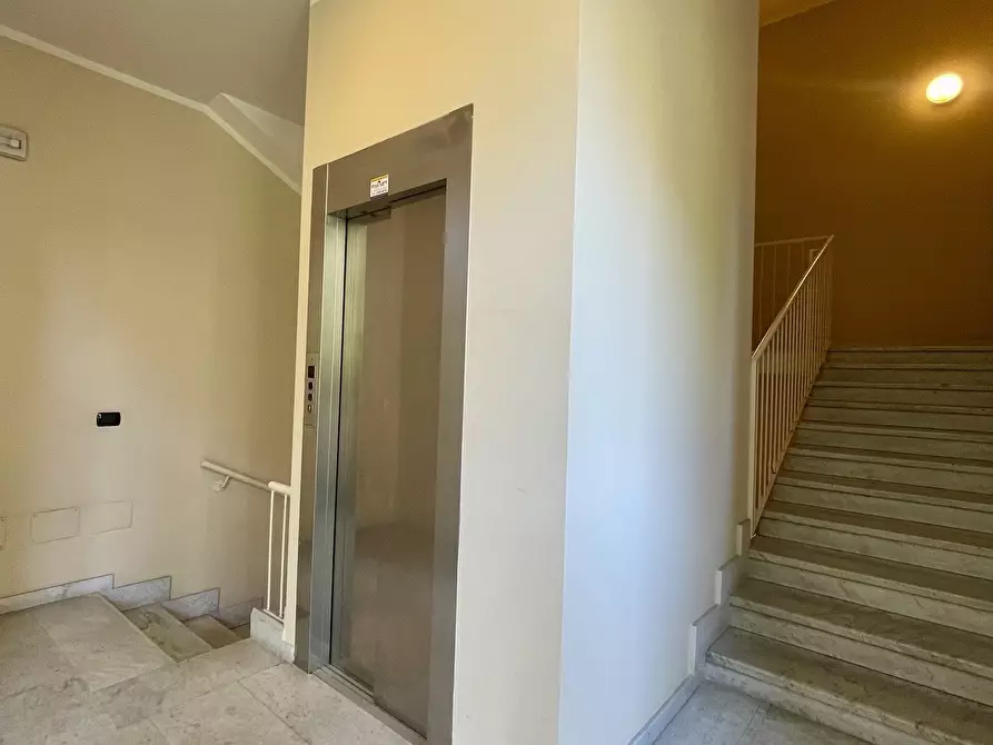 Immagine 15 di Trilocale in affitto  in Via Nicola Bettoli 3 a Parma