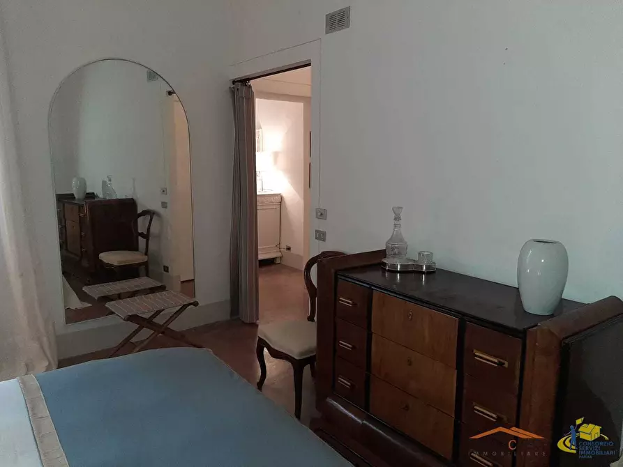 Immagine 13 di Appartamento in vendita  in Strada Luigi Carlo Farini 49 a Parma