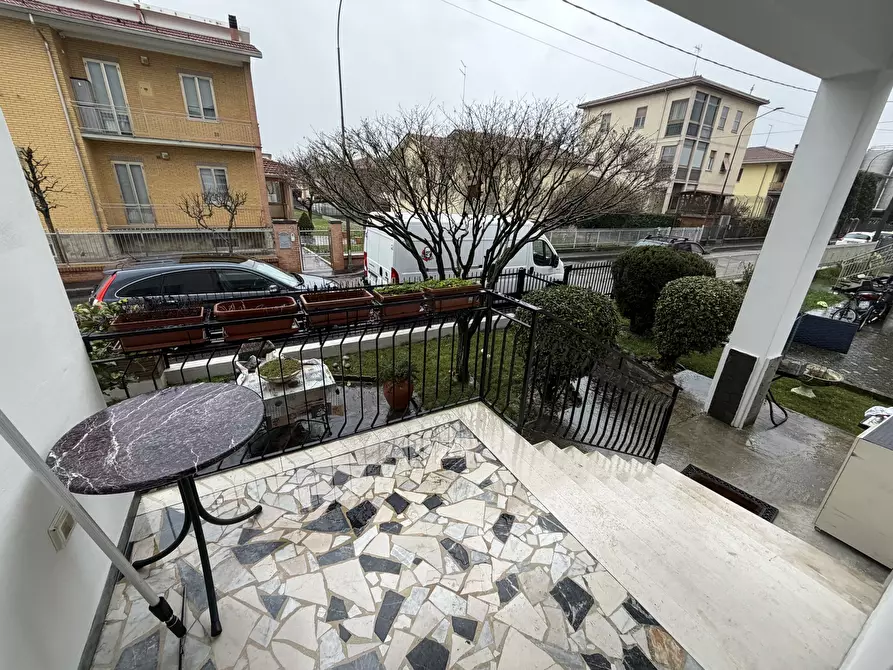 Immagine 50 di Trilocale in vendita  in Via Torino a Collecchio