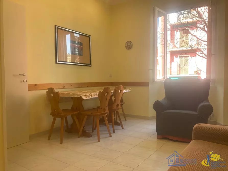 Immagine 12 di Bilocale in vendita  in Via Milano a Lerici