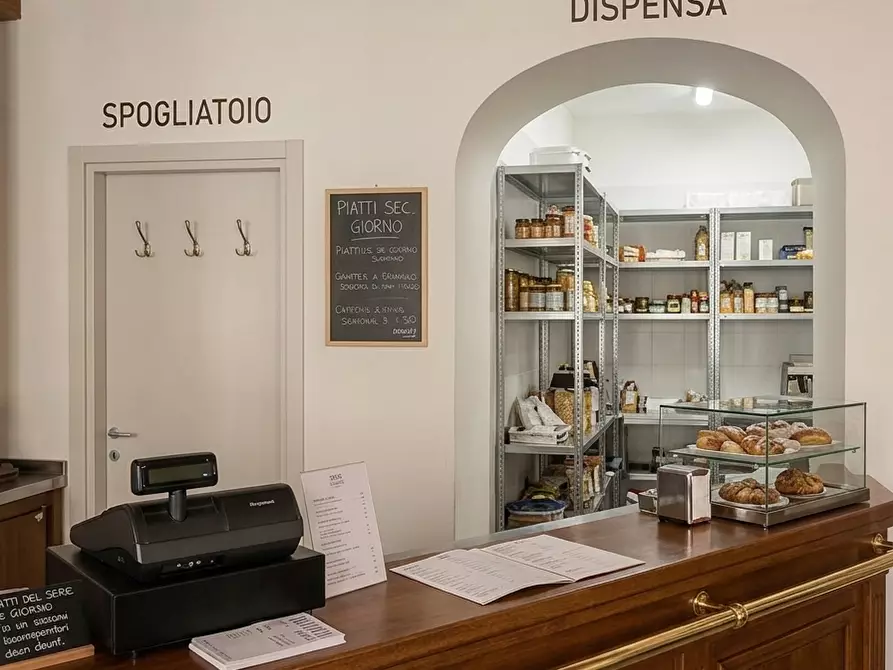 Immagine 6 di Bar / Ristorante in vendita  in Via Nazionale 58 a Fornovo Di Taro