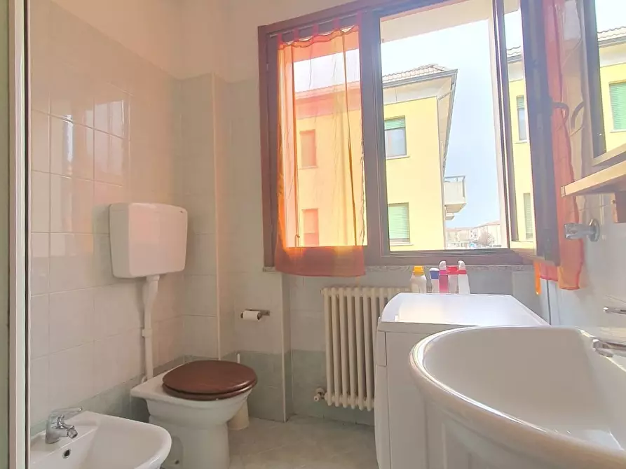 Immagine 21 di Bilocale in vendita  in VIA LUIGI NONO 1 a Busseto