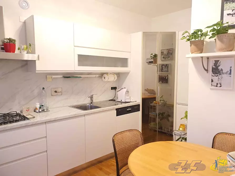 Immagine 12 di Trilocale in vendita  in Via Francesco Cassoli a Reggio Nell'emilia