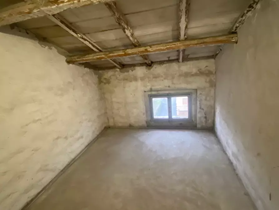 Immagine 17 di Trilocale in vendita  in Via Scarabelli Zunti 18 a Parma