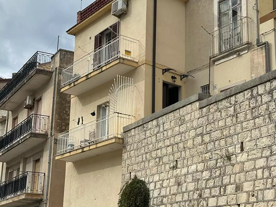 Immagine 9 di Porzione di casa in vendita  in VIA SBALZO a Modica