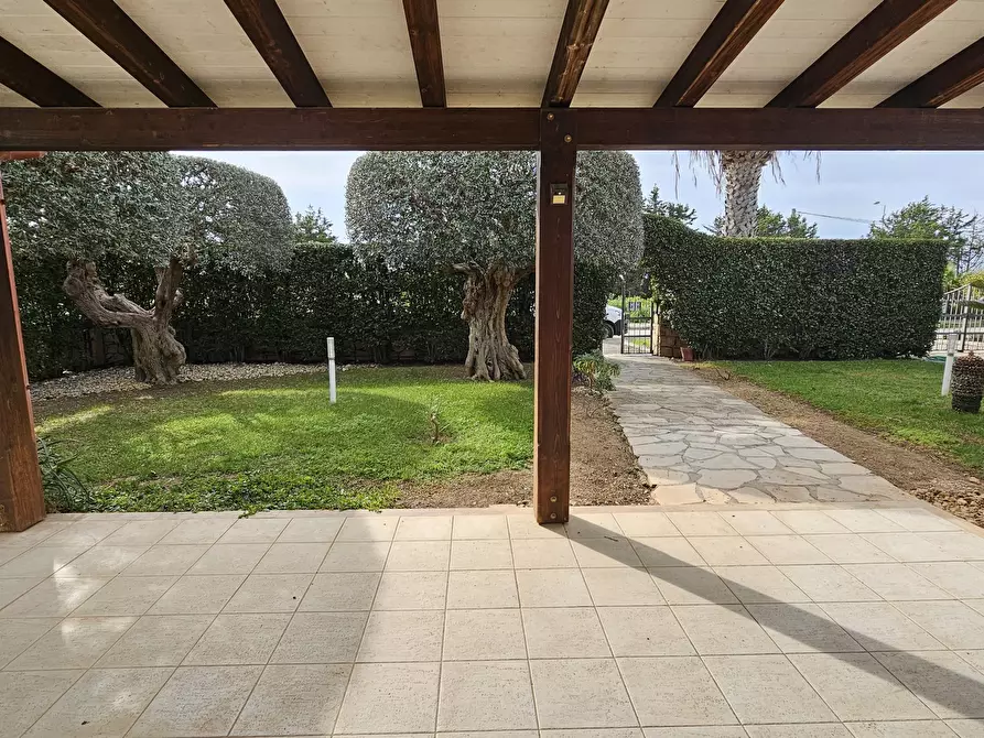 Immagine 4 di Villa in vendita  a Scicli