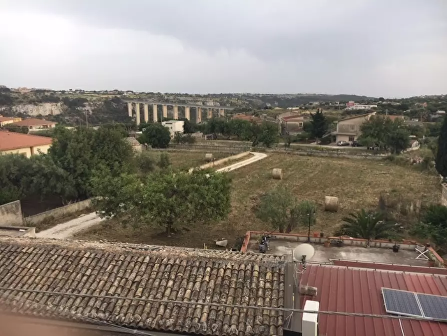 Immagine 14 di Terratetto in vendita  a Modica