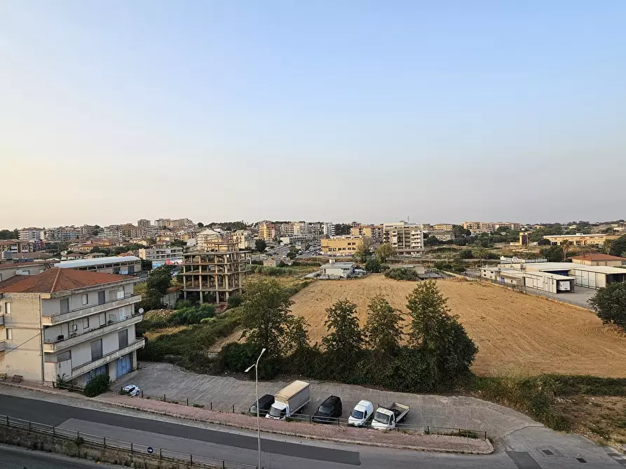 Immagine 11 di Appartamento in vendita  in Circonvallazione Ortisiana 52 a Modica