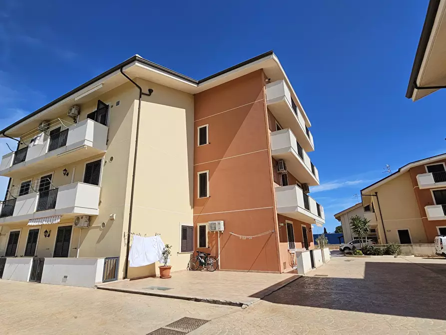 Immagine 2 di Appartamento in vendita  a Pozzallo