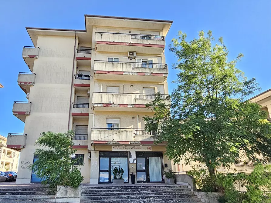 Immagine 1 di Appartamento in vendita  in Via Alberto Portogallo 10 a Modica