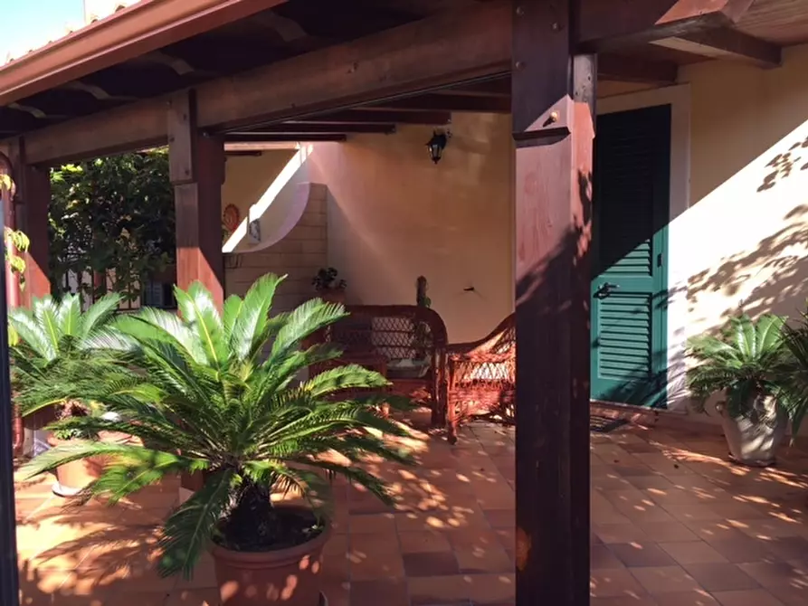 Immagine 15 di Villetta a schiera in vendita  a Modica